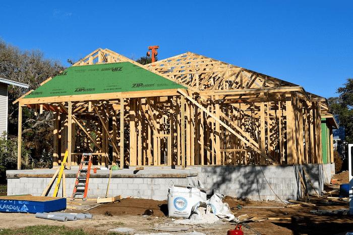  Homebuilder construction site being worked on by building trades